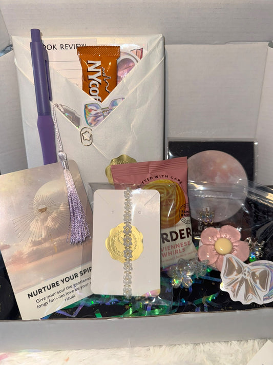 Moonlit Bundle: Crescent Edition (Paperback)